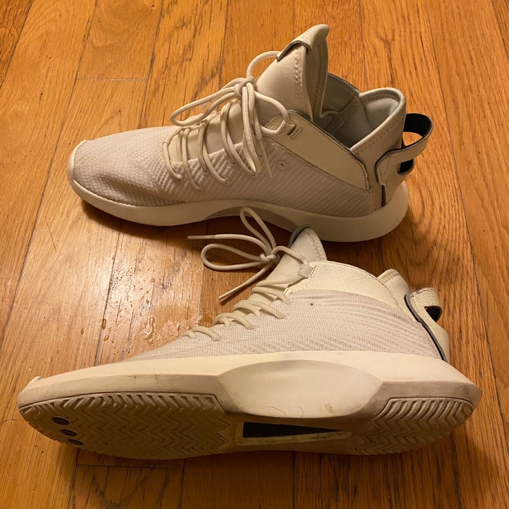 Adidas Hightop BBall-Type Shoes